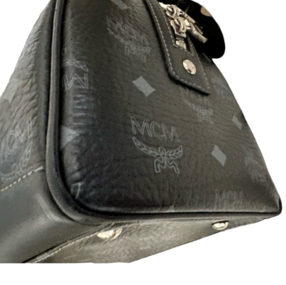 MCM Visetos Boston Black Leather Purse Handbag with Dust Bag & Hang Tag LIKE NEW - Picture 4 of 11